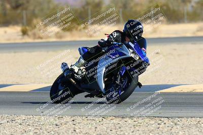 media/Jan-09-2022-SoCal Trackdays (Sun) [[2b1fec8404]]/Turn 6 (1035am)/